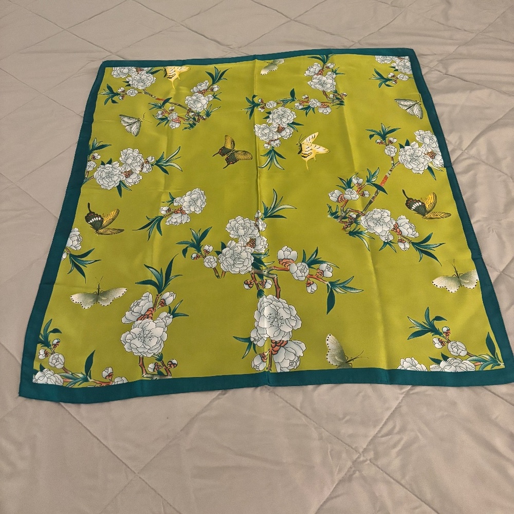 Silky Scarf